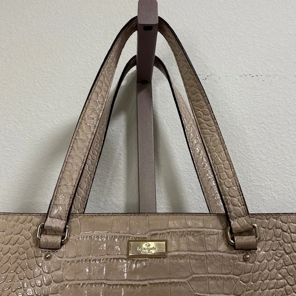 Kate Spade Elissa Bristol Drive Croc Leather Handbag in Tan - Picture 3 of 13